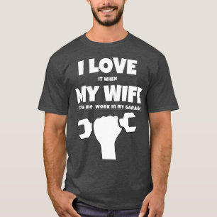 Ik hou ervan als mijn vrouw me laat werken in mijn t-shirt