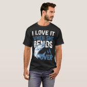 Ik hou ervan als ze over T-shirt buigt (Voorkant volledig)