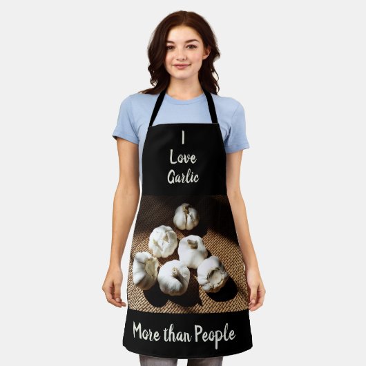 Ik hou meer van knoflook dan van mensen die culina schort (Gedragen)