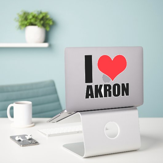 Ik hou van Akron Sticker (Laptop op bureau)