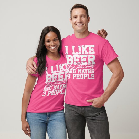 Ik hou van beer Ax Throwing en misschien 3 mensen  T-shirt (Unisex)