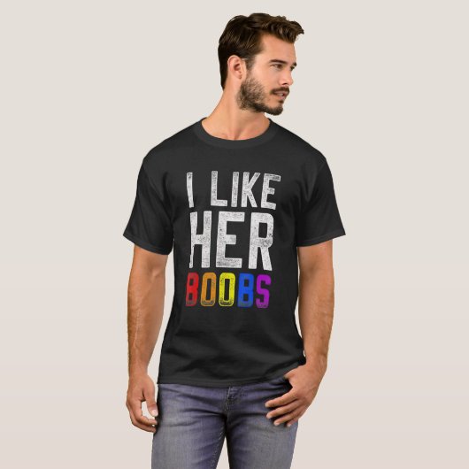 Ik hou van haar Boobes Lgbt Pride Rainbow T-shirt (Voorkant volledig)