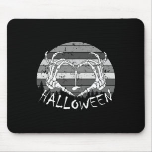 Ik hou van Halloween Funny Bone Hands Skull Heart  Muismat