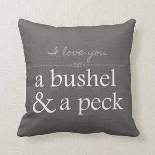 Ik hou van je, een Bushel en een Peck Grey Pillow Kussen