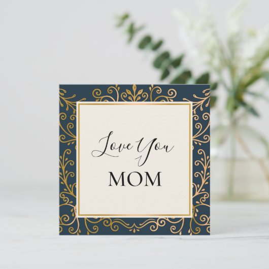 Ik hou van je mama Elegant Navy en Gold Scroll. Kaart (Staand voorkant)