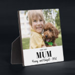 Ik hou van je moeder foto familie moderne souvenir fotoplaat<br><div class="desc">Gebruik een favoriete familiefoto om gemakkelijk een aandenken plaquette te creëer. Met drie regels tekst kunt u de speciale band op de foto uitdrukken. Deze professionele sjabloon zal creëer een sentimenteel geschenk voor elke moeder. Perfect formaat voor het plaatsen op een woonkamer mantel of een kantoor bureau. Overweeg dit voor...</div>