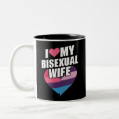 Ik hou van mijn biseksuele vrouw Bi Pride Bisexual Tweekleurige Koffiemok (Links)