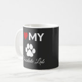 Ik hou van mijn Chocolate Lab hond aangepaste teks Koffiemok (Voorkant links)