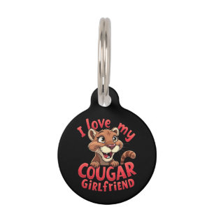 Ik hou van mijn cougar-vriendin, grappig en hartel huisdierpenning