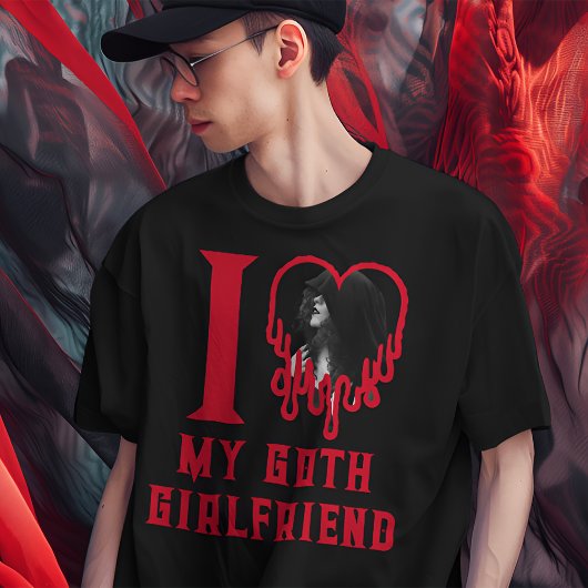 Ik hou van mijn Gothic Vriendin bloeden rode hart  T-shirt