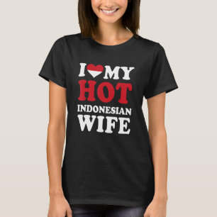 Ik hou van mijn Hot Indonesische vrouw Funny Husba T-shirt