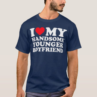 Ik hou van mijn knappe jongere vriend BF vriend T-shirt