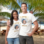 Ik hou van mijn vriendin met de foto T-Shirt<br><div class="desc">Voeg een naam en een foto binnen het hart gevormd lijst toe. Met gouden harten als decor.</div>