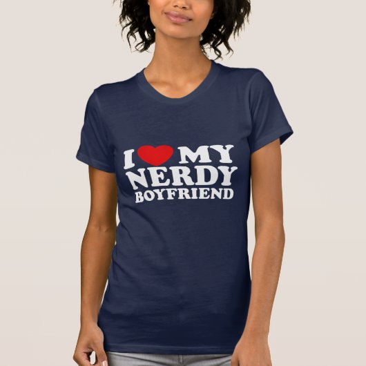 Ik hou van mijn vriendin Nerdy Boyvriend T-shirt (Voorkant)