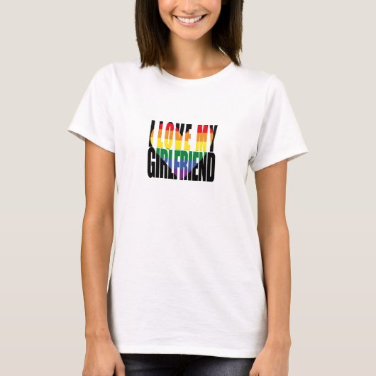 Ik hou van mijn Vriendin regenboog T-shirt (Voorkant)