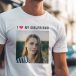 Ik hou van mijn Vriendin Sporty Minimalist Cute Ph T-shirt<br><div class="desc">Geweldig cadeau voor je vriendje! Aangepast T-shirts gezegde Ik hou van MIJN VRIENDIN in sportief minimalistische typografie en een rood hart met je vierkante afbeelding hieronder. Eenvoudige en eenvoudige aanpassing!</div>