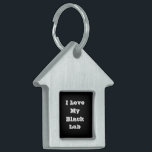 Ik hou van mijn zwarte labrador huisdieren naamplaatje<br><div class="desc">Huisvormige identificatieplaatjes voor huisdieren bedrukt met aanpasbare sjabloontekst I Love My Black Lab op hoeden,  shirts en producten voor huisdieren door TheFabricSeal print on demand winkel op Zazzle.com #ZazzleMade https://www.zazzle.com/store/thefabricseal</div>