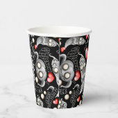 Ik hou van monsters omdat mensen klote zijn papieren bekers (Rechts)