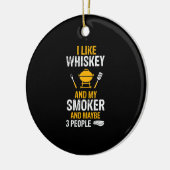 Ik hou van Whiskey My Smoker 3 People Funny BBQ Keramisch Ornament (Links)