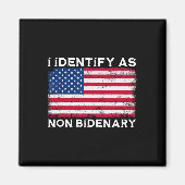 Ik identificeer me als niet-Bidenary Patriot Ameri Magneet (Voorkant)