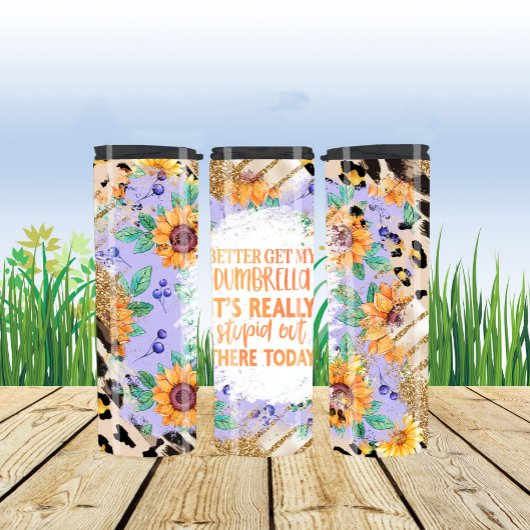 Ik kan beter mijn paraplu pakken. Het is hier echt Thermosbeker