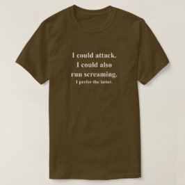 Ik kan een grappige spelzin aanvallen met witte te t-shirt