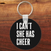 Ik kan het niet Ze heeft cheerleaders Grappige che Sleutelhanger (Voorkant)