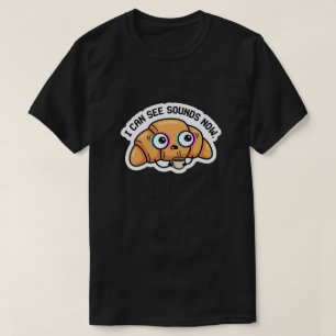Ik kan nu geluiden zien – Glitchy Croissant Koffie T-shirt