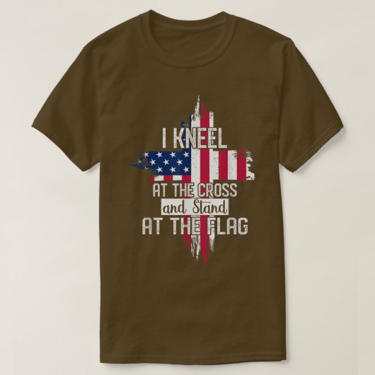 Ik ken het kruis en sta bij de vlag Happy 4 T-shirt (Design voorkant)