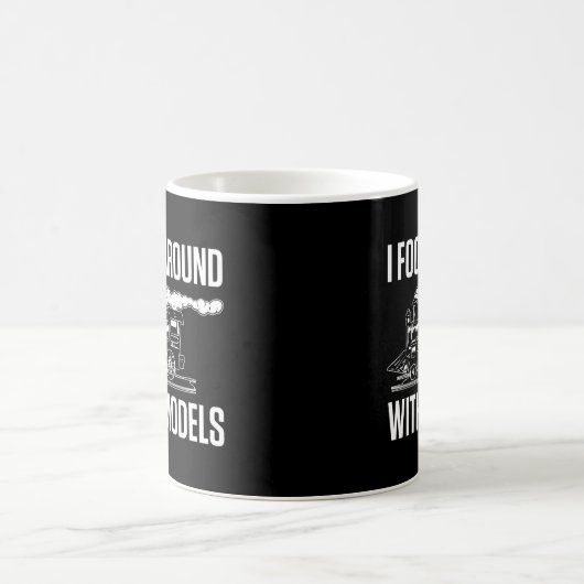 Ik kloot rond met modellen grappige trein ingenieu koffiemok (Center)