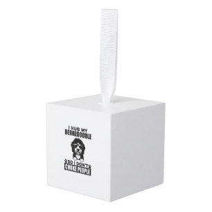 Ik knuffel mijn Bernedoodle zodat ik mensen niet v Decoratie