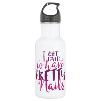 Ik krijg betaald om een  nagels 18 oz waterfles te waterfles 