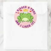 Ik kuste een kikker op Valentijnsdag Ronde Sticker (Tas)