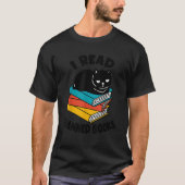 Ik las boekenbakworm met zwarte kattenlezer voor v t-shirt (Voorkant)