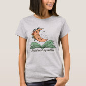 Ik las mijn slaapboekkunst uit mijn slaapkamer t-shirt (Voorkant)