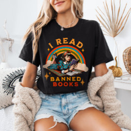 Ik las verboden boeken over Rainbow Retro Girl Tri-Blend Shirt