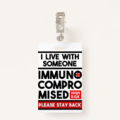 Ik leef met iemand met een ongevoelig hart badge (Achterkant met clip)