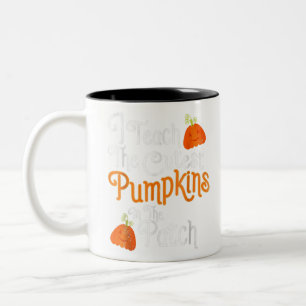 Ik leer de beste pompoenen in de patch halloween tweekleurige koffiemok