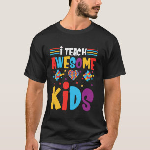 Ik Leer Geweldige Kinderen Kleurrijke Puzzel Hart T-shirt