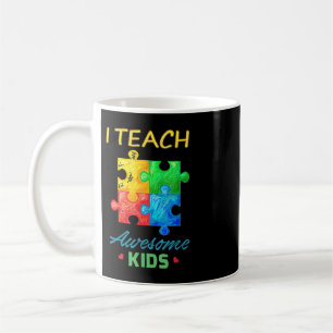 Ik leer het Geweldige Kinder Shirt van Autisme. Di Koffiemok