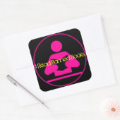 Ik lees verboden boeken: roze leespictogram vierkante sticker (Envelop)