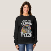 Ik Loop Op Afval En Pizza Regenboog Wasbeer Trui (Voorkant volledig)
