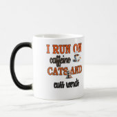 Ik loop op cafeïne en Cuss woorden Magische Mok (Links)