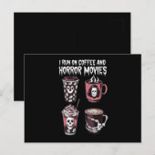 Ik loop op koffie en horror films die eng Hallowee Briefkaart (Voorkant / Achterkant)