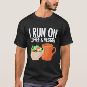 Ik loop op koffie groenten vegetarisch veganistisc t-shirt