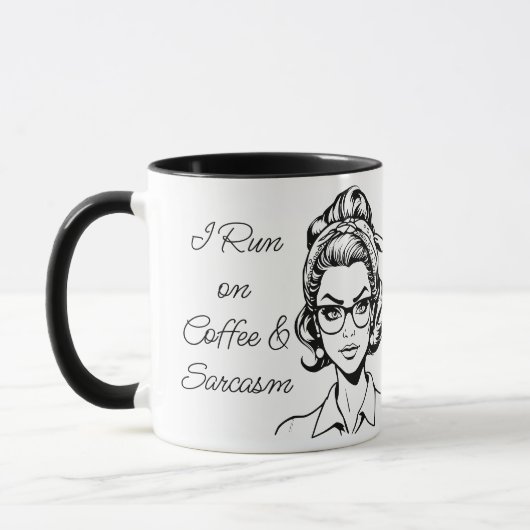 Ik loop op koffie & sarcasme | Grappige quote Mok (Links)