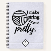 Ik maak String  Typografie Crafts + Yarn Notitieboek (Voorkant)