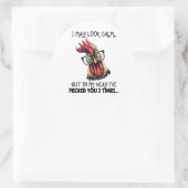 Ik mag er kalm uitzien als sarcasme grappig ronde sticker (Tas)