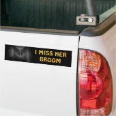 Ik mis haar bezem - Black Cat Bumpersticker (Op Truck)