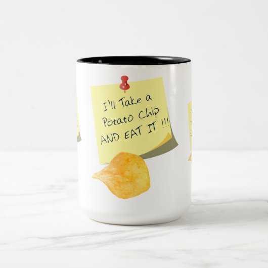 Ik neem een aardappelchip en eet het op!!! tweekleurige koffiemok (Center)
